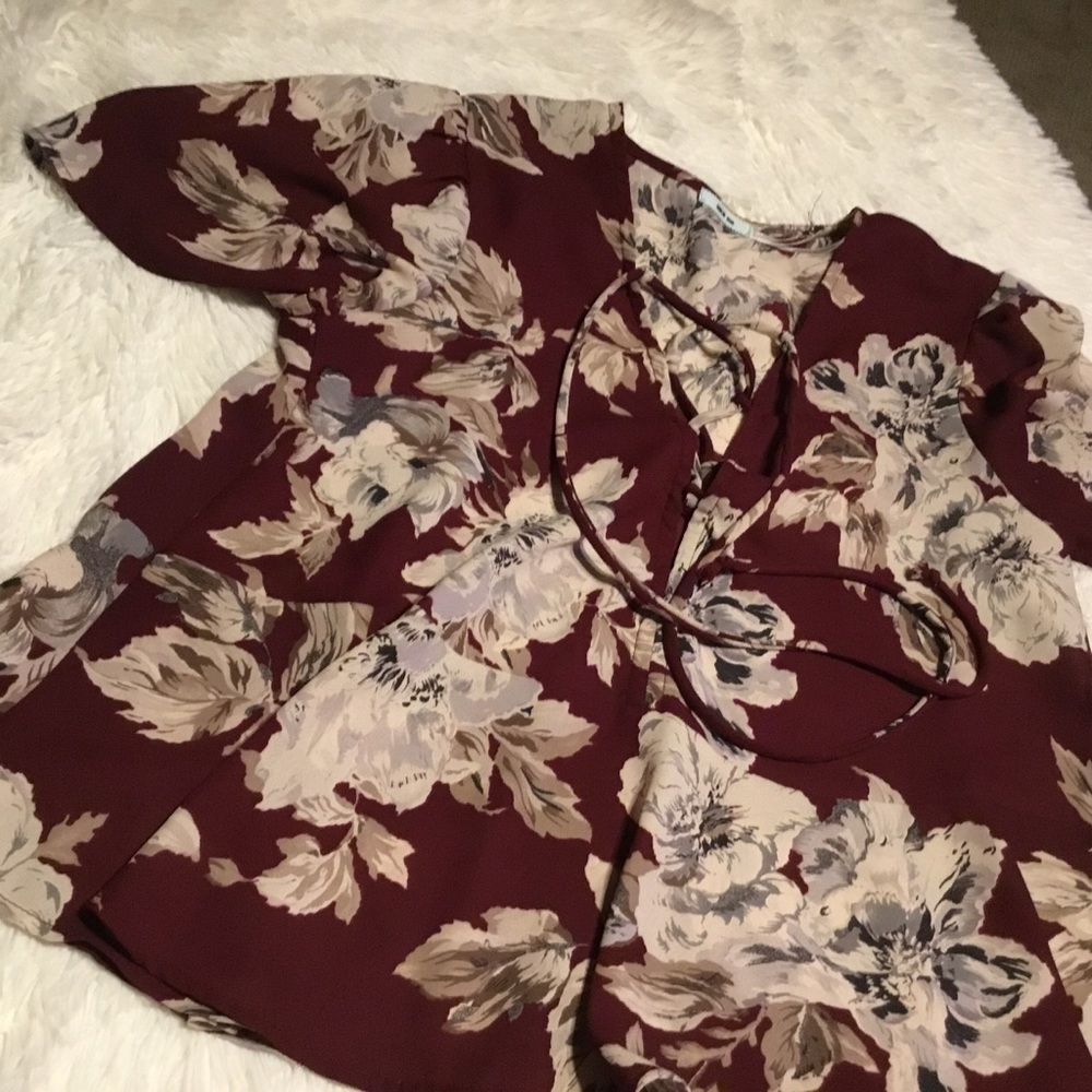 Kimchi Blue Floral Blouse - Picture 2 of 3